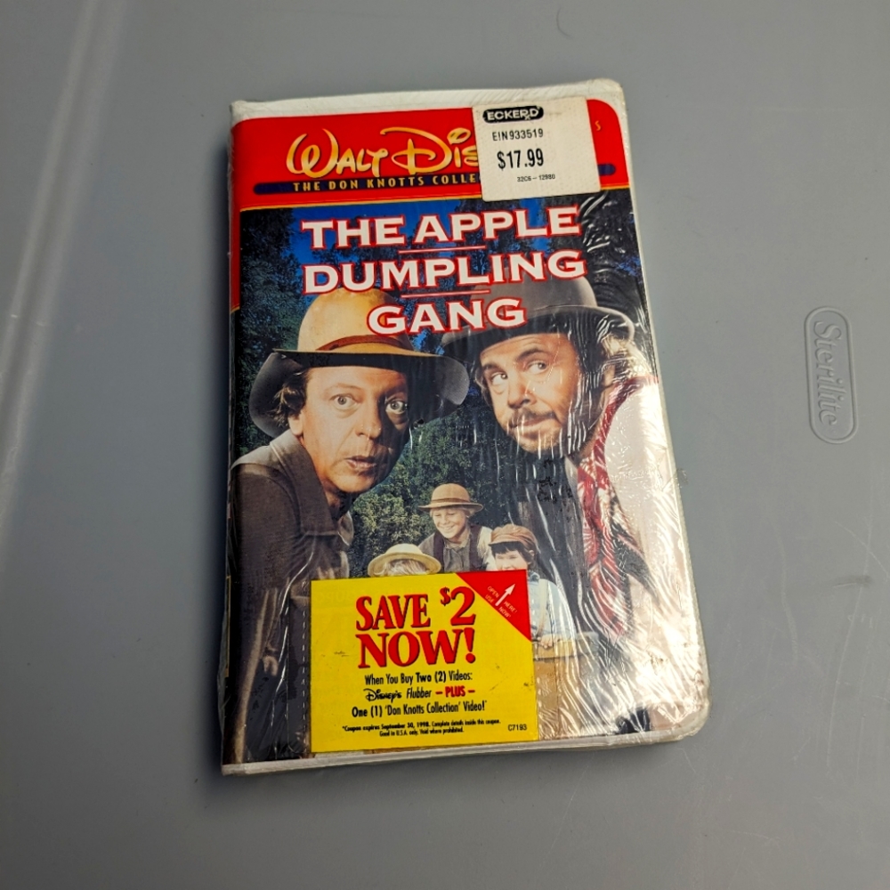 Vintage Unopened Disney The Apple Dumpling Gang VHS